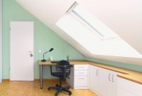 Schreibtisch Im Mansardenzimmer